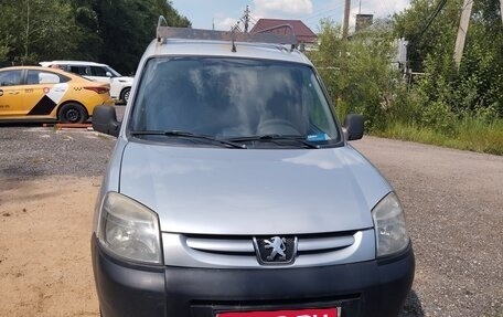 Peugeot Partner II рестайлинг 2, 2007 год, 330 000 рублей, 1 фотография