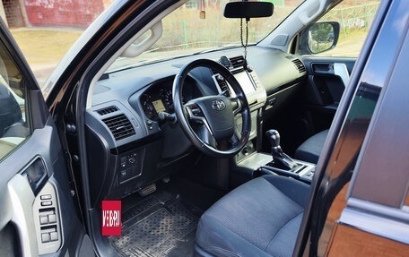 Toyota Land Cruiser Prado 150 рестайлинг 2, 2020 год, 5 590 000 рублей, 9 фотография