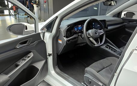 Volkswagen Golf VIII, 2022 год, 2 485 000 рублей, 10 фотография