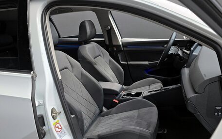 Volkswagen Golf VIII, 2022 год, 2 485 000 рублей, 9 фотография