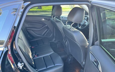 Mercedes-Benz B-Класс, 2017 год, 1 650 000 рублей, 7 фотография