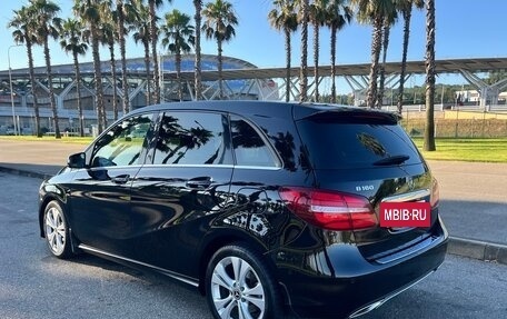 Mercedes-Benz B-Класс, 2017 год, 1 650 000 рублей, 3 фотография