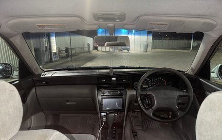 Nissan Laurel VIII, 2000 год, 670 000 рублей, 6 фотография