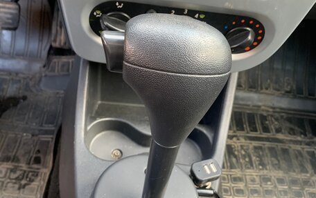 Renault Sandero I, 2012 год, 710 000 рублей, 6 фотография