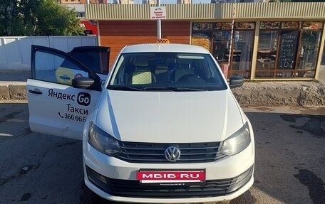 Volkswagen Polo VI (EU Market), 2018 год, 550 000 рублей, 4 фотография
