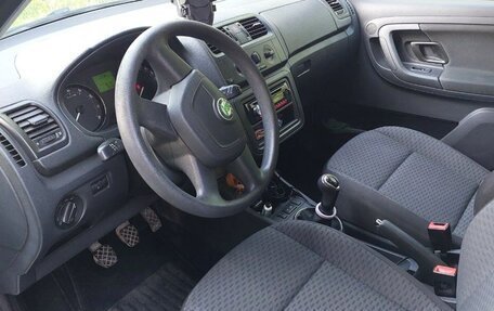 Skoda Fabia II, 2011 год, 700 000 рублей, 9 фотография