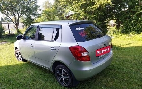 Skoda Fabia II, 2011 год, 700 000 рублей, 3 фотография