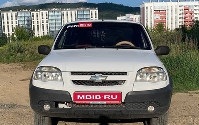 Chevrolet Niva I рестайлинг, 2003 год, 370 000 рублей, 1 фотография
