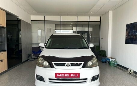 Toyota Ipsum II, 2006 год, 990 000 рублей, 4 фотография