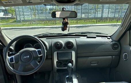 Jeep Cherokee, 2006 год, 750 000 рублей, 16 фотография