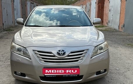Toyota Camry, 2006 год, 1 450 000 рублей, 2 фотография