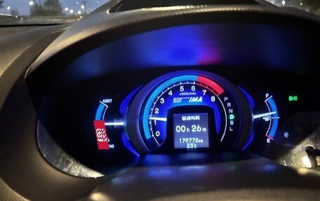 Honda Insight II рестайлинг, 2009 год, 900 000 рублей, 9 фотография
