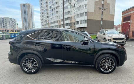 Lexus NX I, 2017 год, 2 700 000 рублей, 3 фотография