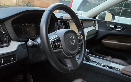 Volvo XC60 II, 2020 год, 4 500 000 рублей, 8 фотография