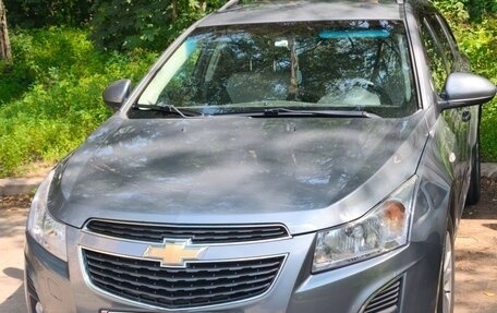 Chevrolet Cruze II, 2013 год, 890 000 рублей, 4 фотография