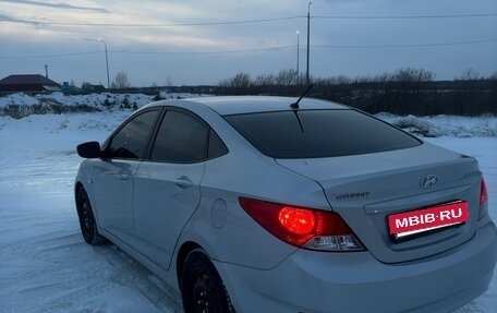 Hyundai Solaris II рестайлинг, 2012 год, 970 000 рублей, 14 фотография