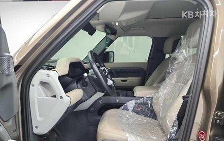 Land Rover Defender II, 2022 год, 7 540 000 рублей, 7 фотография