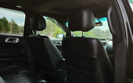 Ford Explorer VI, 2014 год, 1 800 000 рублей, 14 фотография