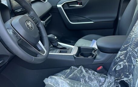 Toyota RAV4, 2025 год, 3 600 000 рублей, 7 фотография