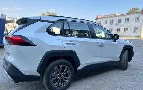Toyota RAV4, 2025 год, 3 600 000 рублей, 6 фотография