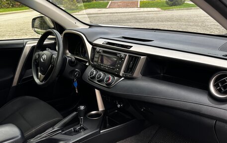 Toyota RAV4, 2013 год, 1 850 000 рублей, 9 фотография
