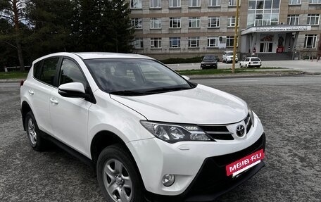 Toyota RAV4, 2013 год, 1 850 000 рублей, 7 фотография