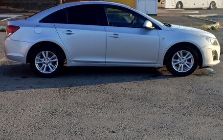 Chevrolet Cruze II, 2013 год, 750 000 рублей, 6 фотография