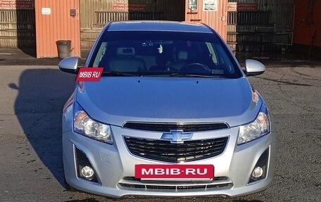 Chevrolet Cruze II, 2013 год, 750 000 рублей, 3 фотография