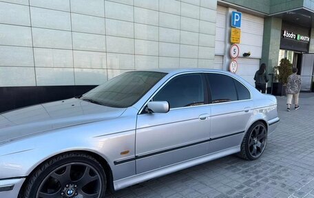 BMW 5 серия, 1998 год, 420 000 рублей, 15 фотография