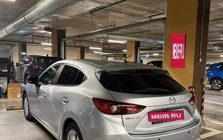 Mazda 3, 2018 год, 1 940 000 рублей, 4 фотография