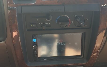 Toyota 4Runner III, 1998 год, 1 500 000 рублей, 8 фотография