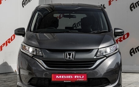 Honda Freed II, 2018 год, 1 790 000 рублей, 2 фотография