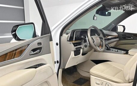 Cadillac Escalade V, 2021 год, 10 760 000 рублей, 7 фотография