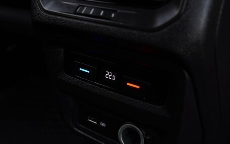 Volkswagen Tiguan II, 2020 год, 2 330 000 рублей, 16 фотография