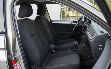 Volkswagen Tiguan II, 2020 год, 2 330 000 рублей, 8 фотография