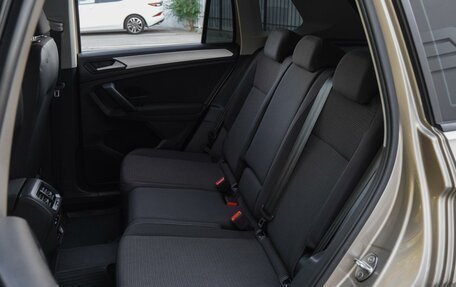 Volkswagen Tiguan II, 2020 год, 2 330 000 рублей, 9 фотография