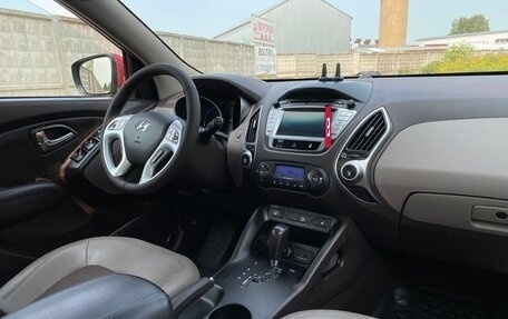 Hyundai ix35 I рестайлинг, 2010 год, 1 100 000 рублей, 19 фотография
