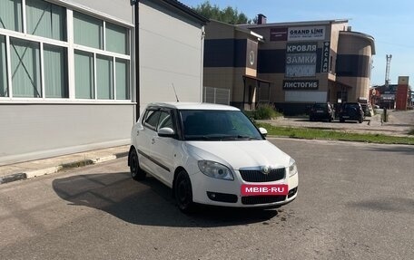 Skoda Fabia II, 2009 год, 350 000 рублей, 2 фотография