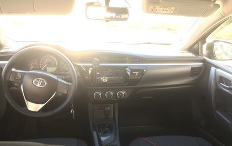 Toyota Corolla, 2014 год, 1 350 000 рублей, 7 фотография