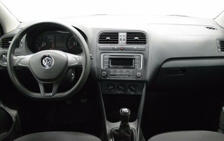 Volkswagen Polo VI (EU Market), 2015 год, 698 000 рублей, 14 фотография