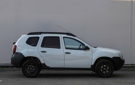 Renault Duster I рестайлинг, 2017 год, 900 000 рублей, 5 фотография