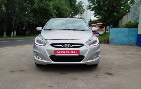 Hyundai Solaris II рестайлинг, 2014 год, 600 000 рублей, 2 фотография