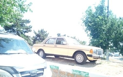 Mercedes-Benz W123, 1981 год, 360 000 рублей, 1 фотография