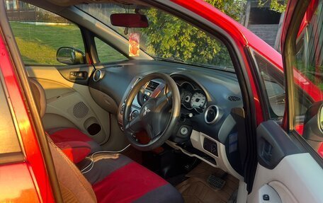 Mitsubishi Colt VI рестайлинг, 2008 год, 500 000 рублей, 8 фотография