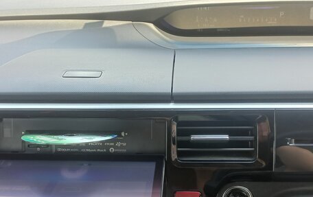 Honda Stepwgn IV, 2020 год, 2 900 000 рублей, 3 фотография
