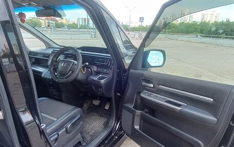 Honda Stepwgn IV, 2020 год, 2 900 000 рублей, 11 фотография