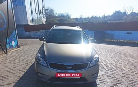 KIA cee'd I рестайлинг, 2010 год, 850 000 рублей, 10 фотография