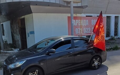 Hyundai Solaris II рестайлинг, 2011 год, 850 000 рублей, 14 фотография