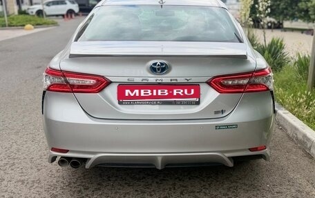 Toyota Camry, 2020 год, 2 750 000 рублей, 6 фотография