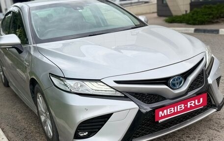 Toyota Camry, 2020 год, 2 750 000 рублей, 4 фотография